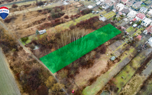 NA PREDAJ INVESTIČNÝ POZEMOK – SLOVENSKÝ GROB