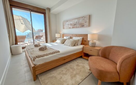 Luxusný 2-izbový apartmán s panoramatickým výhľadom na more